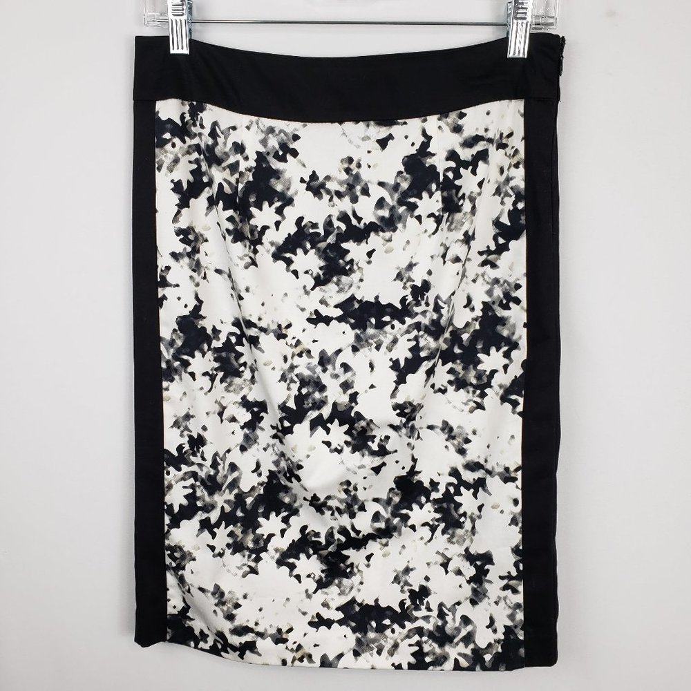 Apt 9 Black & White  Pencil Skirt Size 2